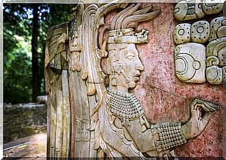 Figure carved by the Maya.